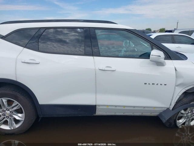 2019 CHEVROLET BLAZER 13