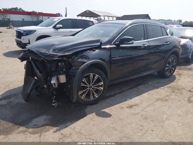 2018 INFINITI QX30 PREMIUM 2