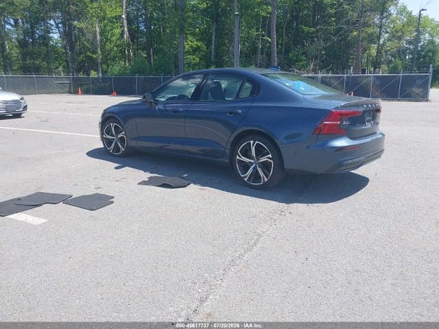 2024 VOLVO S60 B5 PLUS DARK THEME 3