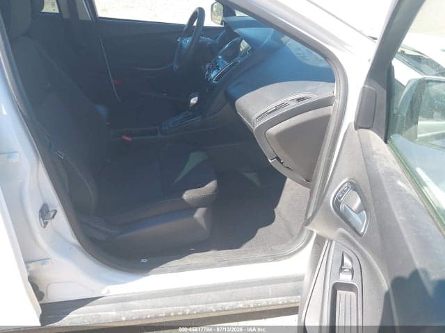 2017 FORD FOCUS SEL 5
