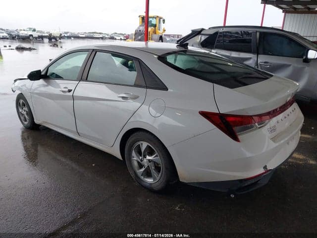 2021 HYUNDAI ELANTRA SE 3