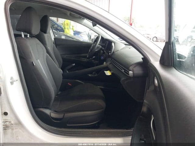 2021 HYUNDAI ELANTRA SE 5