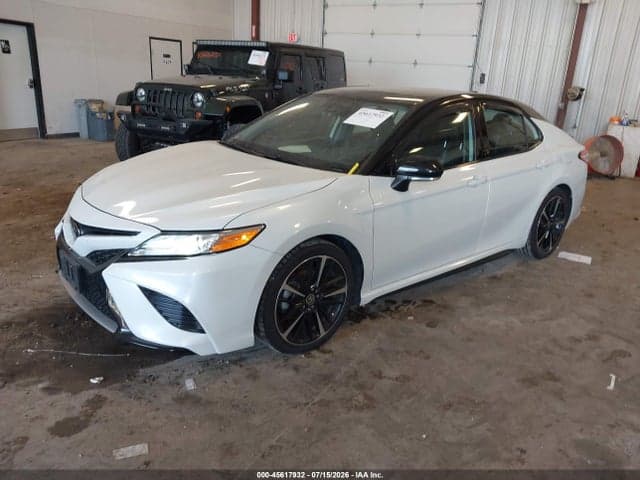2020 TOYOTA CAMRY XSE 2