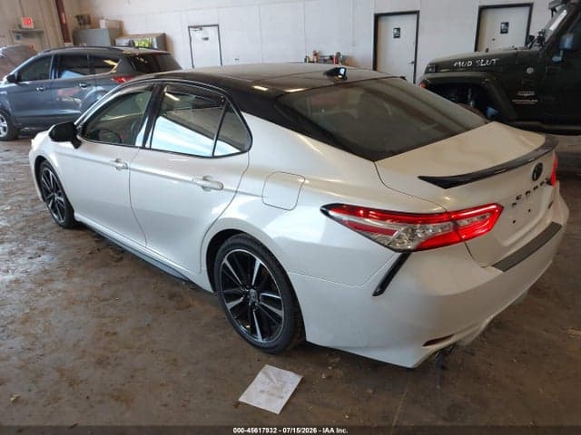 2020 TOYOTA CAMRY XSE 3