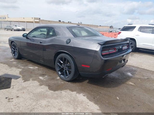 2022 DODGE CHALLENGER GT 3
