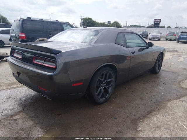 2022 DODGE CHALLENGER GT 4