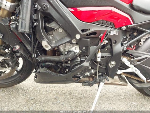 2024 BMW S 1000 RR 9