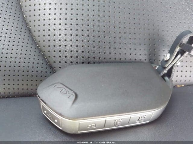 2025 KIA K5 GT-LINE 11