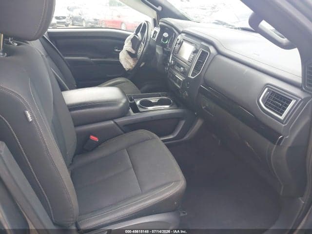 2018 NISSAN TITAN SV 5