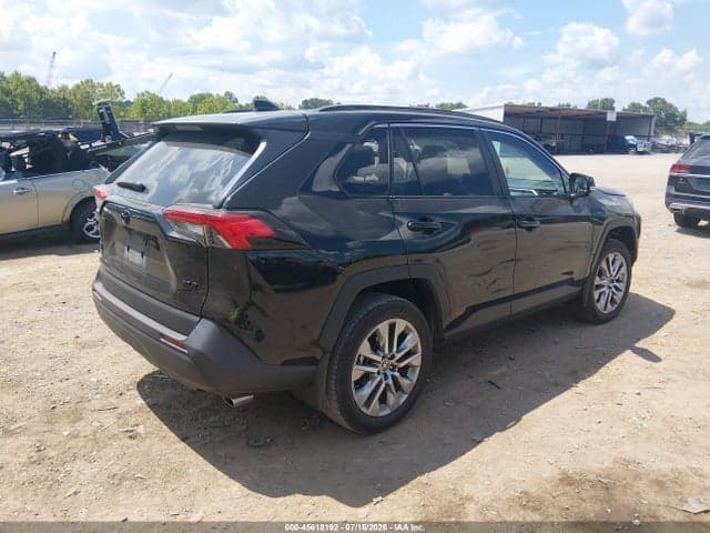 2024 TOYOTA RAV4 XLE PREMIUM 4