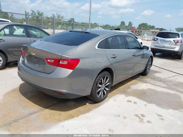 2017 CHEVROLET MALIBU 1LT 4