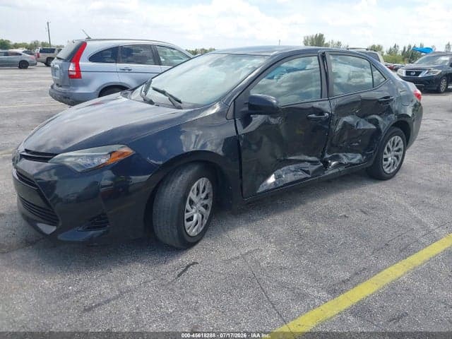 2017 TOYOTA COROLLA LE 2