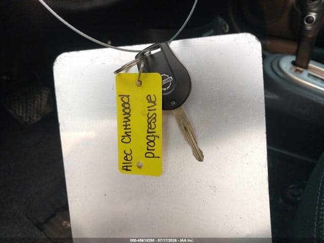 2017 NISSAN VERSA 1.6 SV 11