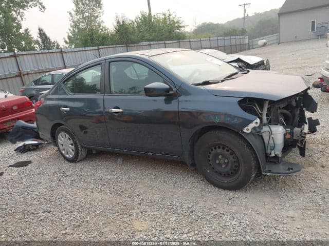 2017 NISSAN VERSA 1.6 SV 14