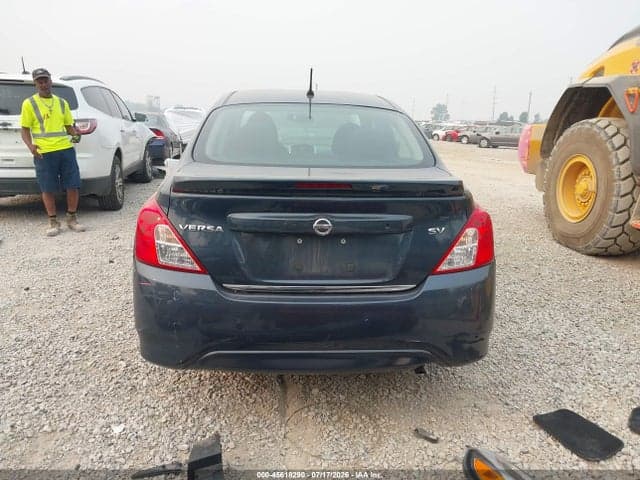 2017 NISSAN VERSA 1.6 SV 17