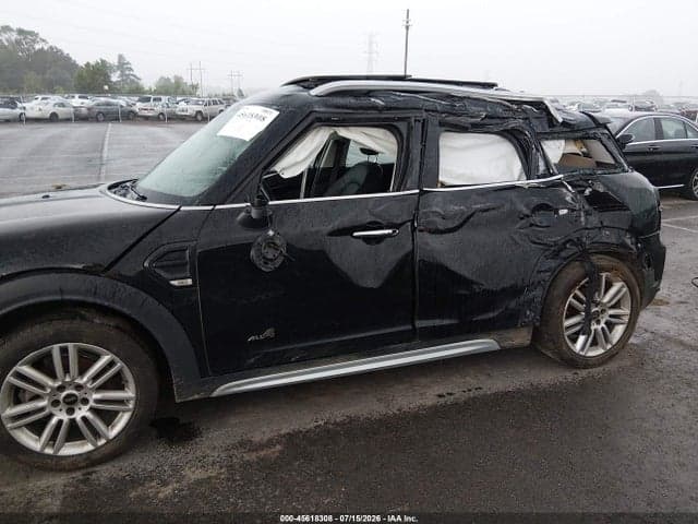 2022 MINI COUNTRYMAN COOPER 6