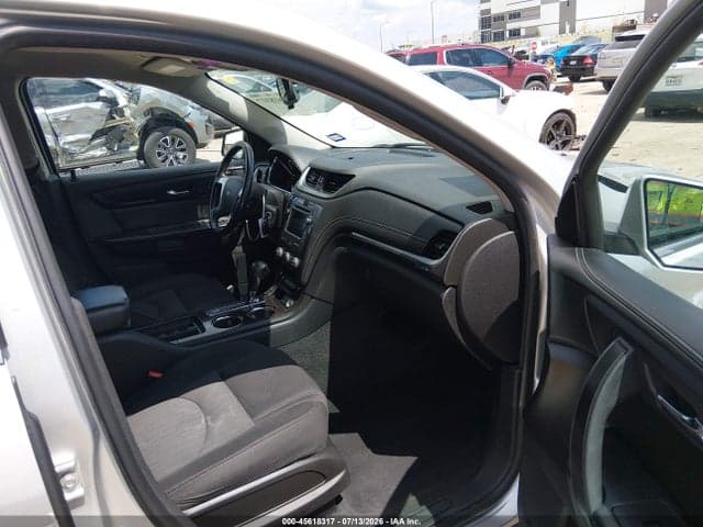 2017 CHEVROLET TRAVERSE LT 5