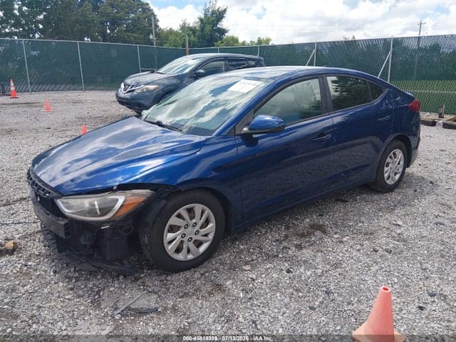 2018 HYUNDAI ELANTRA SE 2