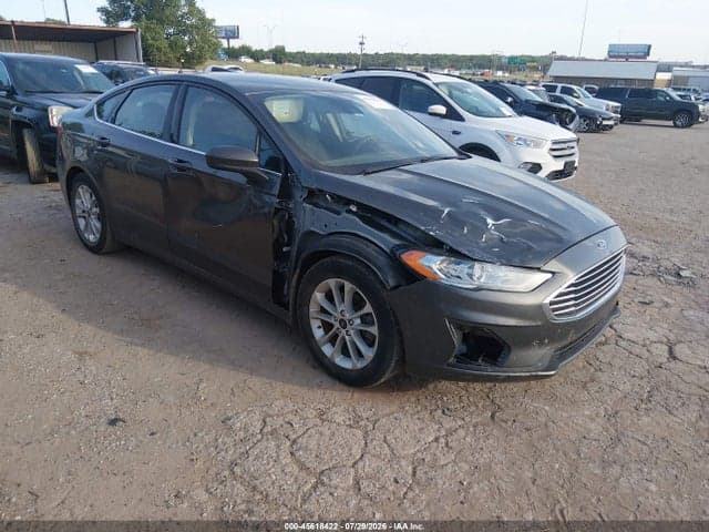2019 FORD FUSION SE 1