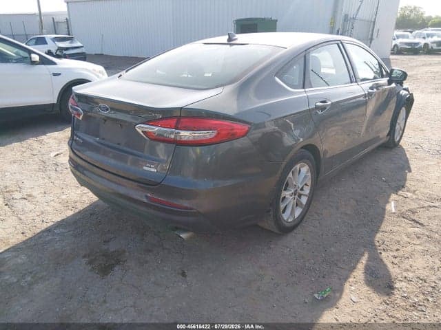 2019 FORD FUSION SE 4