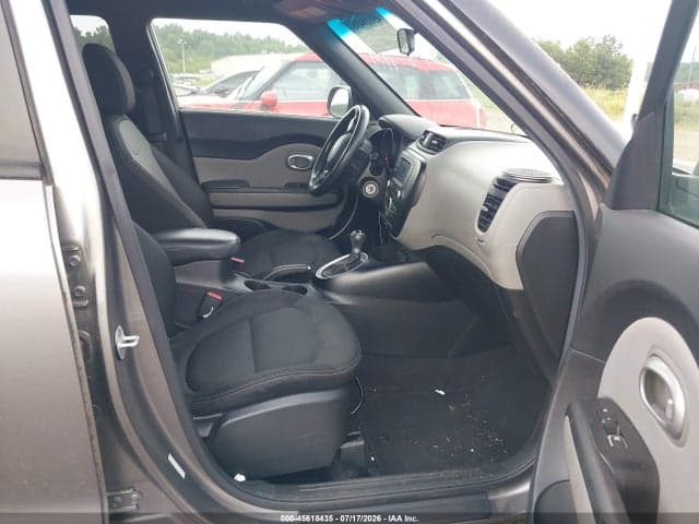 2017 KIA SOUL + 5