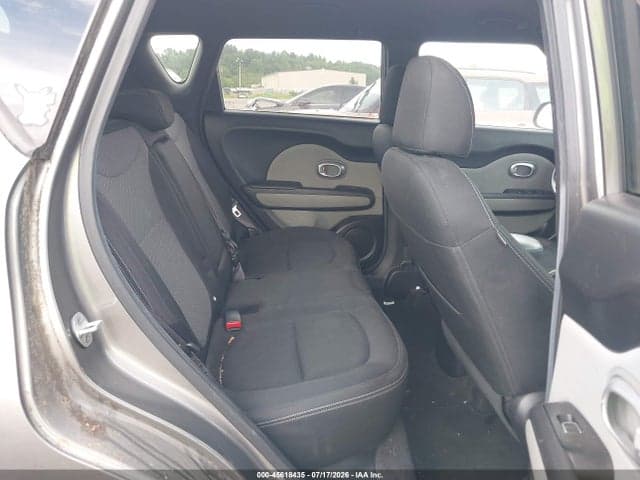 2017 KIA SOUL + 8