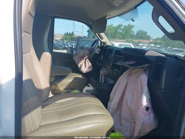 2017 CHEVROLET EXPRESS 2500 WORK VAN 5