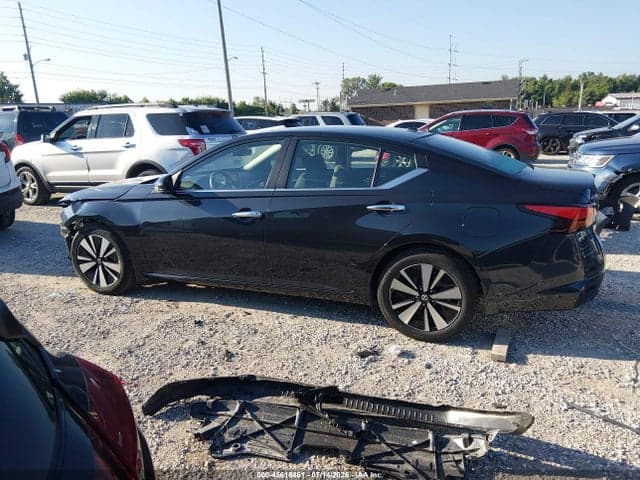 2022 NISSAN ALTIMA SV FWD 15
