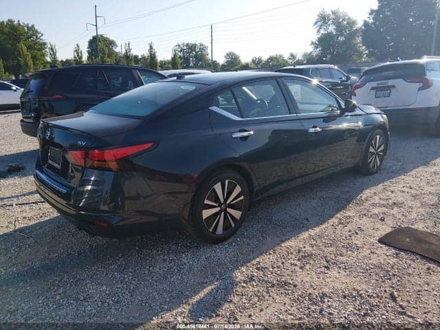 2022 NISSAN ALTIMA SV FWD 4