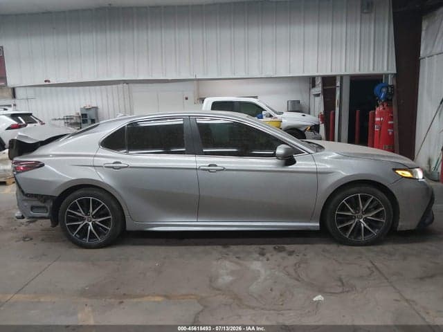 2022 TOYOTA CAMRY SE 14