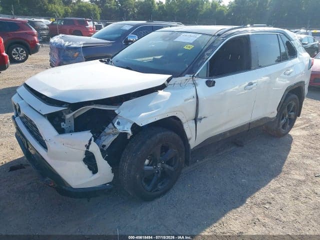 2020 TOYOTA RAV4 HYBRID XSE 2