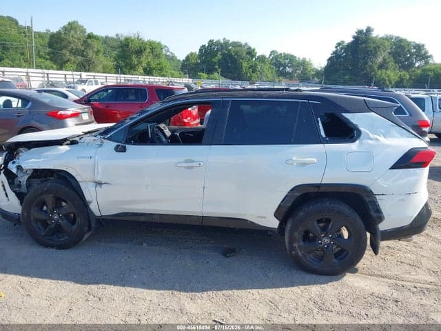 2020 TOYOTA RAV4 HYBRID XSE 15