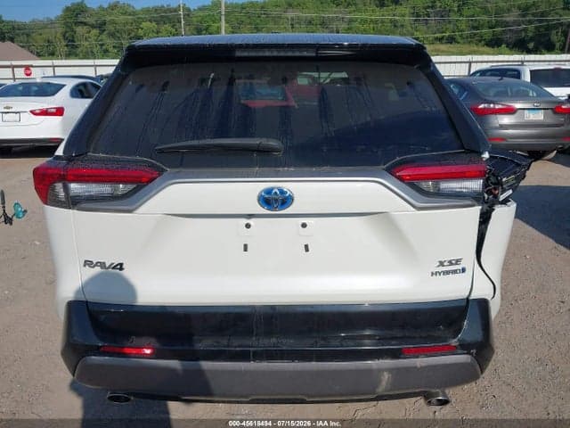 2020 TOYOTA RAV4 HYBRID XSE 17