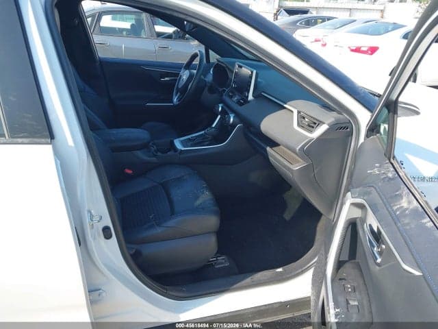 2020 TOYOTA RAV4 HYBRID XSE 5