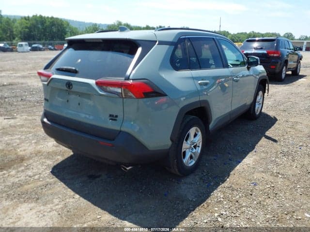2021 TOYOTA RAV4 XLE 4