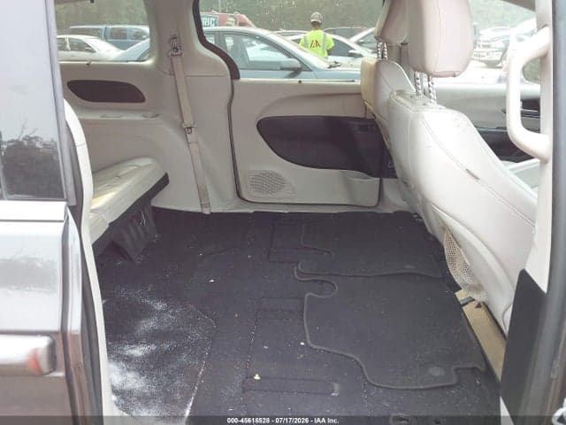 2021 CHRYSLER PACIFICA TOURING L 8