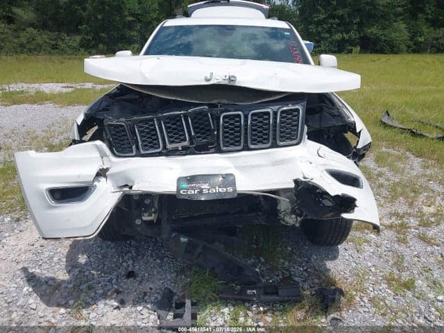 2019 JEEP GRAND CHEROKEE LAREDO E 4X4 6