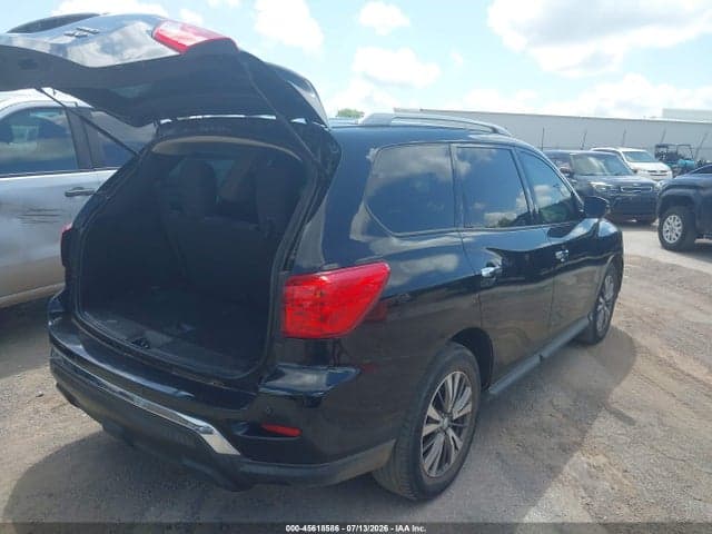 2019 NISSAN PATHFINDER SV 8