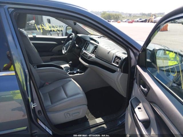 2019 TOYOTA HIGHLANDER XLE 5