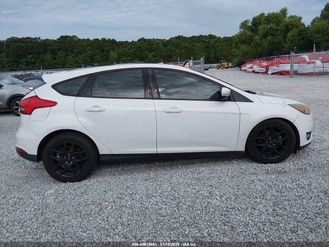 2016 FORD FOCUS SE 13