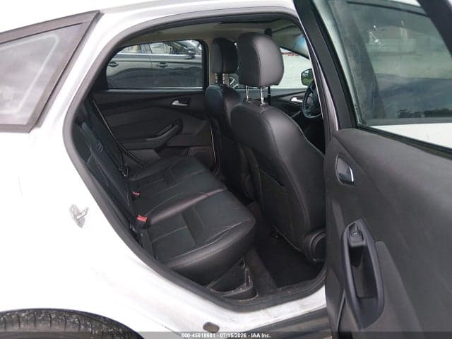 2016 FORD FOCUS SE 8
