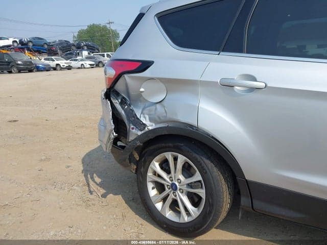 2018 FORD ESCAPE SE 6