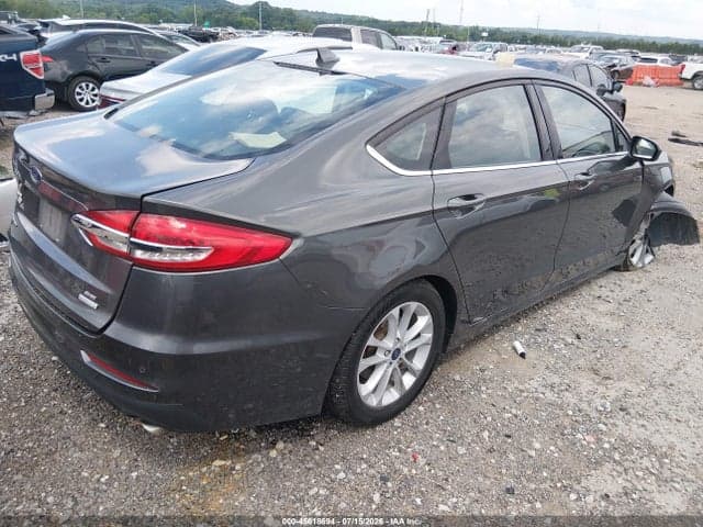 2020 FORD FUSION SE 4