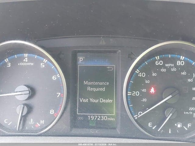 2017 TOYOTA RAV4 LE 7