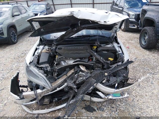 2016 CHRYSLER 200 LIMITED 12