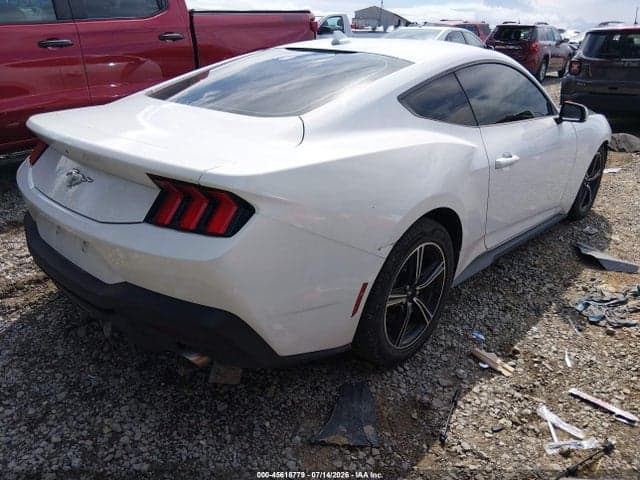 2024 FORD MUSTANG ECOBOOST FASTBACK 4