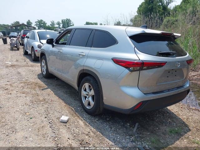2023 TOYOTA HIGHLANDER LE 3
