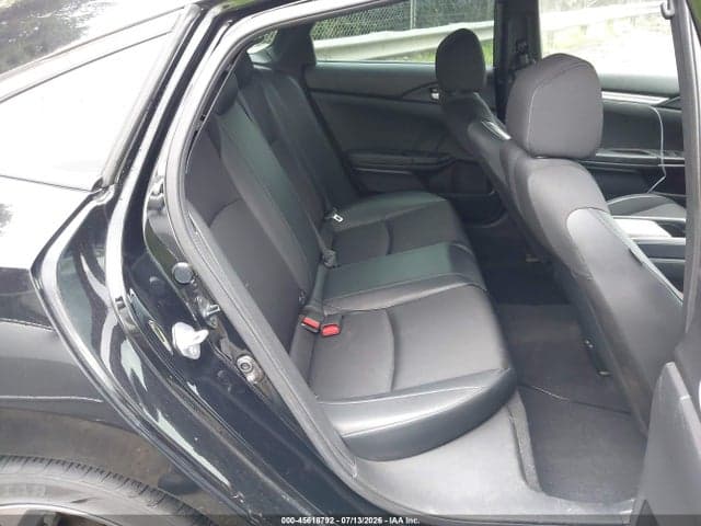 2021 HONDA CIVIC SPORT 8