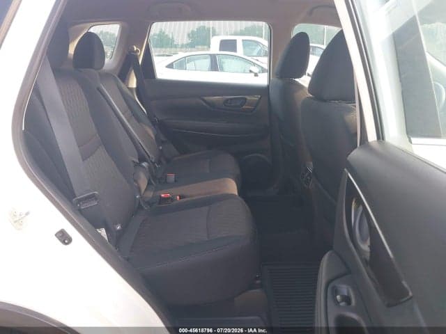 2019 NISSAN ROGUE S 8