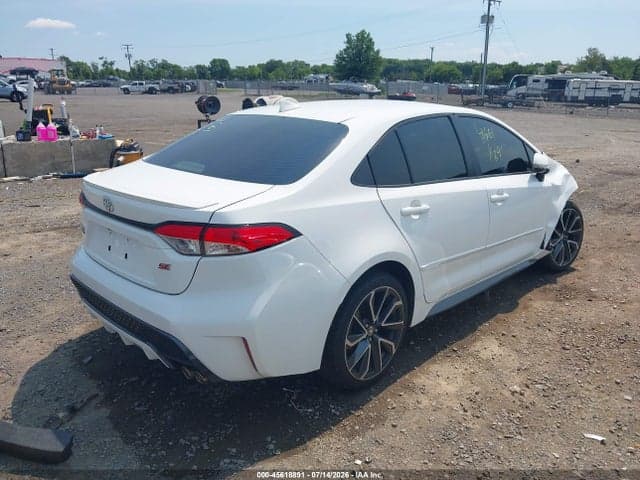 2022 TOYOTA COROLLA SE 4